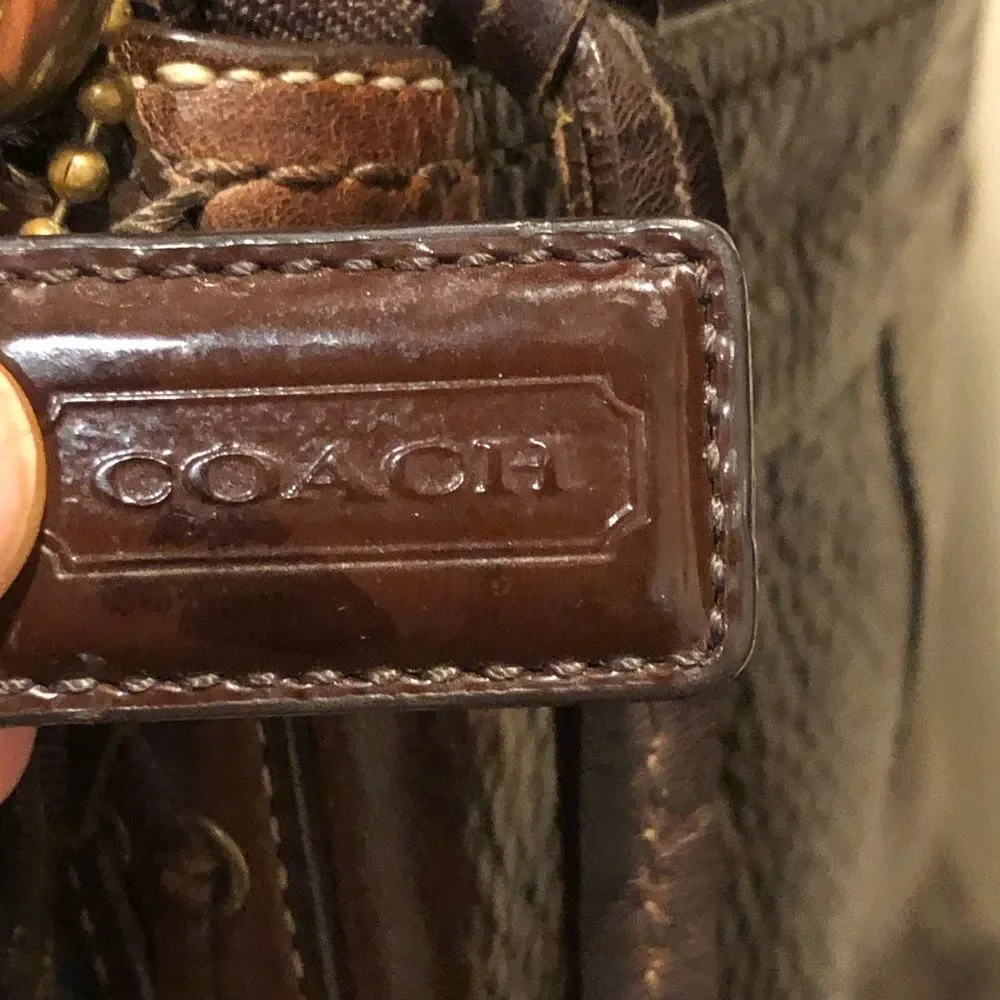 COACH Brown Tumbled Leather Contrast Stitching Crossbody Bag Ext Zipper Pocket